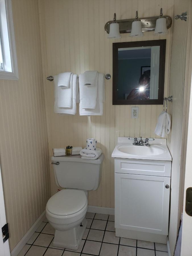 Blue Ridge Motel Schroon Lake Екстер'єр фото